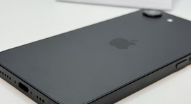 Good
													Apple iPhone 16e - Unlocked, Black, 128 GB, A3212, photo 3 of 7