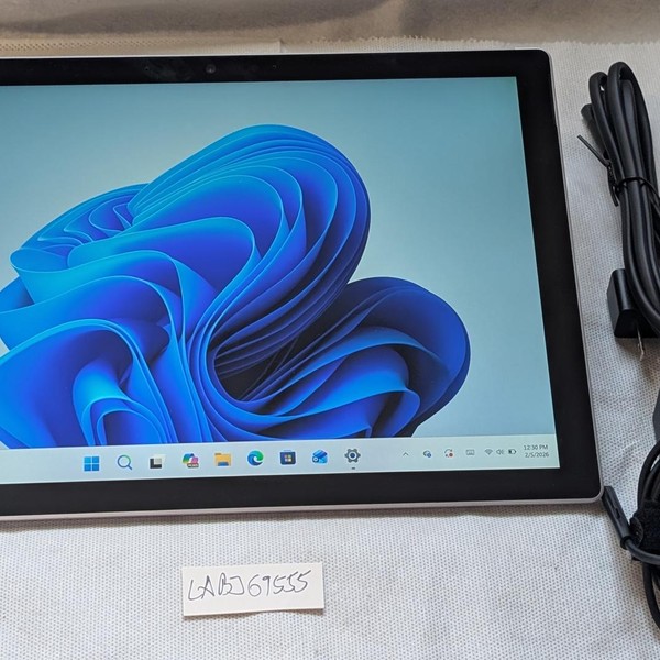 Microsoft Surface Pro 7 - 128 GB, Platinum, 4 GB, Intel Core i3