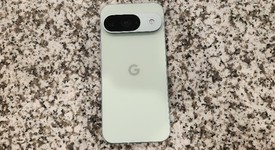 Fair
													Google Pixel 9 - Unlocked, Wintergreen, 128 GB, 12 GB, G2YBB, photo 2 of 5