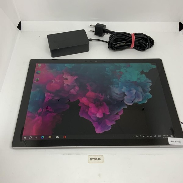 Microsoft Surface Pro 5 (2017) - Wi-Fi, 128 GB, Silver, 4 GB