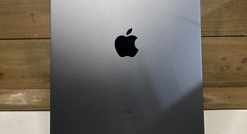 Good
													Apple iPad Pro 11" 2018 - Unlocked, Gray, 64 GB, A2013, photo 4 of 4