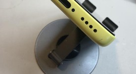 Good
													Apple iPhone 5C - Unlocked, Yellow, 8 GB, A1532, GSM, photo 5 of 7