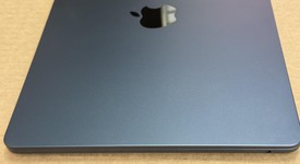 Mint
													MacBook Air 2022 - 13" - Apple M2, Midnight, 256 GB, 8 GB, photo 3 of 9