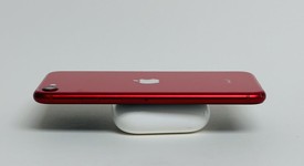 Good
													Apple iPhone SE 2nd Gen 2020 - Unlocked, Red, 64 GB, A2275, photo 4 of 9