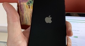 Good
													Apple iPhone SE 3rd Gen 2022 - Unlocked, Midnight, 128 GB, A2595, photo 2 of 7