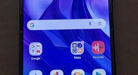 Good
													Motorola Razr Plus (2024) - Unlocked, Navy Blue, 256 GB, 12 GB, photo 1 of 10