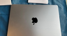 Good
													MacBook Pro Late 2023 (M3) - 14" - Apple M3 Pro 12-core, Silver, 2 TB, 36 GB, 18-core GPU, photo 3 of 10