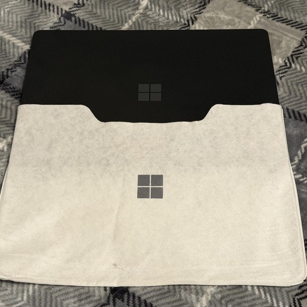 Microsoft Surface Laptop 7 - 1 TB, Black, 64 GB, Snapdragon X Elite, 15 inch