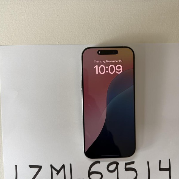 Apple iPhone 16 Pro - Unlocked, 256 GB, White, A3083