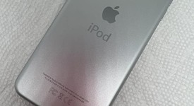 Mint
													Apple iPod Touch 6th Gen - Wi-Fi, White, 128 GB, photo 4 of 4