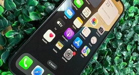 Mint
													Apple iPhone 12 - Unlocked, Black, 64 GB, A2172, photo 1 of 6