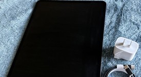 Mint
													Apple iPad Pro 13" (M4) 2024 - Unlocked, Black, 512 GB, 8 GB, A2926, Standard Glass, photo 5 of 14