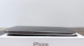 Mint
													Apple iPhone 16 Pro Max - Unlocked, White, 256 GB, A3084, photo 4 of 11