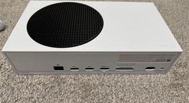Mint
													Xbox Series S (2020) - White, 512 GB, photo 3 of 6