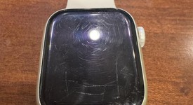 Fair
													Apple Watch Series 9 41mm - Unlocked, Starlight, A2982 - Cellular, Aluminum, photo 2 of 8