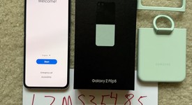 Mint
													Samsung Galaxy Z Flip5 - Verizon, Green, 512 GB, 8 GB, SM-F731U, photo 1 of 11