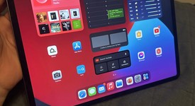 Good
													Apple iPad Pro 12.9" 4th Gen 2020 - Unlocked, Gray, 128 GB, A2069, photo 2 of 12