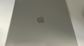 Mint
													Apple iPad Pro 13" (M4) 2024 - Unlocked, Silver, 512 GB, 8 GB, A2926, Standard Glass, photo 4 of 5