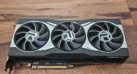 Used
													AMD Radeon RX 6900 XT Reference Edition, photo 2 of 5