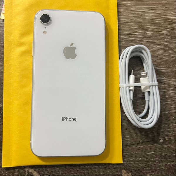 Apple iPhone Xr - Unlocked, 64 GB, White, A1984