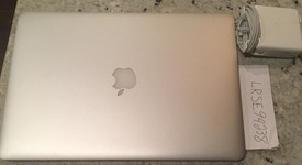 Good
													MacBook Pro 2015 (Retina) - 15" - Silver, 256 GB, 16 GB, photo 3 of 5