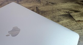Fair
													MacBook Pro 2017 (No Touch Bar) - 13" - I5, Silver, 256 GB, 8 GB, photo 4 of 7