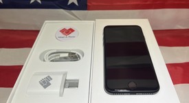 Mint
													Apple iPhone SE 3rd Gen 2022 - Unlocked, Midnight, 64 GB, A2595, photo 3 of 14