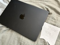 MacBook Air 2024 (M3) - 13"