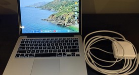 Fair
													MacBook Pro 2015 (Retina) - 13" - Silver, 256 GB, 16 GB, photo 4 of 4