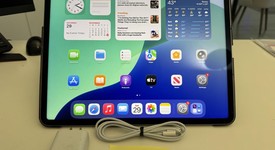 Good
													Apple iPad Pro 12.9" 6th Gen 2022 - AT&T, Gray, 256 GB, photo 1 of 27