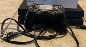 Fair
													PlayStation 4 - Black, 500 GB, Standard, photo 1 of 4