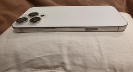 Good
													Apple iPhone 16 Pro Max - Unlocked Non-US, White, 256 GB, A3295, photo 5 of 19