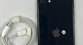 Mint
													Apple iPhone SE 3rd Gen 2022 - Unlocked, Midnight, 64 GB, A2595, photo 1 of 10