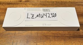 New
													Apple Watch SE 2nd Gen 44mm - Unlocked, Midnight, A2727 - Cellular, Aluminum, photo 3 of 3