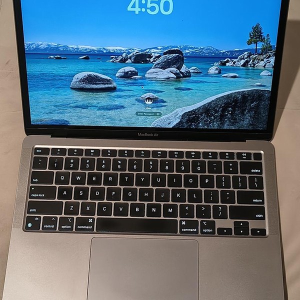 MacBook Air 2020 - 13 inch - 256 GB, Gray, 8 GB, Apple M1