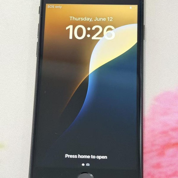 Apple iPhone SE 2nd Gen 2020 - Unlocked, 128 GB, Black, A2275