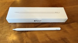 Mint
													Apple Pencil 2nd Gen, photo 1 of 2