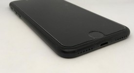 Good
													Apple iPhone 7 - Verizon, Black, 32 GB, A1660, photo 5 of 12