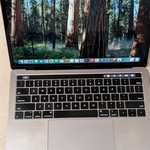 Good MacBook Pro 2018 (With Touch Bar) - 13 inch - 512 GB, Gray, 8 GB, Intel Core i5