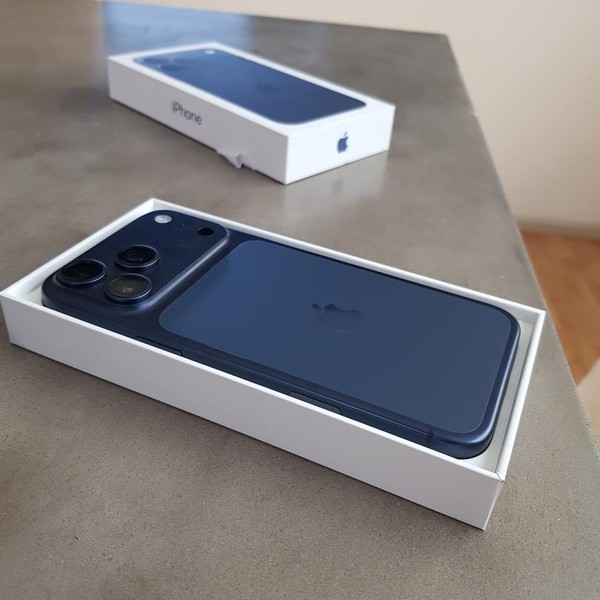 Apple iPhone 17 Pro Max - Unlocked, 512 GB, Deep Blue, A3257