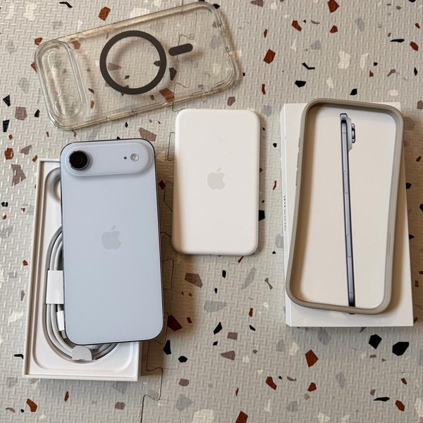 Apple iPhone Air - Unlocked, 256 GB, Sky Blue, A3260