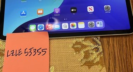 Mint
													Apple iPad Pro 11" 3rd Gen 2021 - Unlocked, Silver, 2 TB, photo 3 of 8