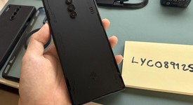 Good
													ZTE nubia Red Magic 8 Pro - Unlocked, Black, 256 GB, 12 GB, photo 3 of 11