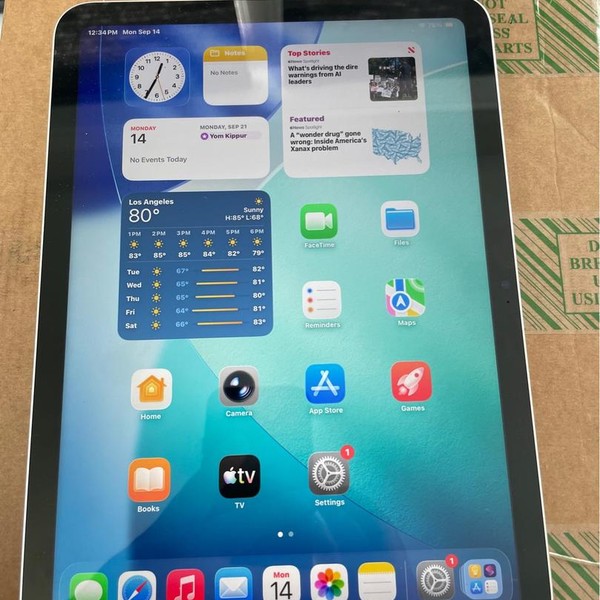Apple iPad (11th Gen) - Wi-Fi, 128 GB, Silver, A3354