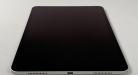 Good
													Apple iPad Pro 11" 2nd Gen 2020 - Wi-Fi, Silver, 128 GB, A2228, photo 4 of 7