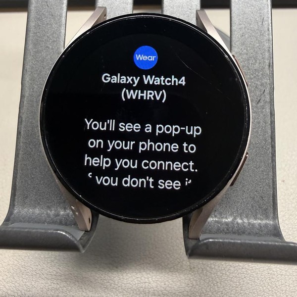 Samsung Galaxy Watch4 - Wi-Fi, Gold, 40mm