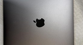Fair
													MacBook Pro 2018 (With Touch Bar) - 15" - I7, Gray, 256 GB, 16 GB, photo 1 of 8