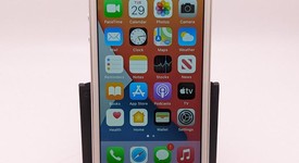 Good
													Apple iPhone SE 1st Gen 2016 - Unlocked, Silver, 64 GB, A1662, photo 1 of 8