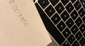Mint
													MacBook Pro 2018 (With Touch Bar) - 13" - I5, Silver, 256 GB, 8 GB, photo 4 of 12