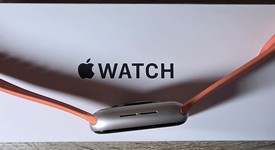 Mint
													Apple Watch SE 2nd Gen 44mm - Starlight, A2723 - GPS, Aluminum, photo 5 of 7